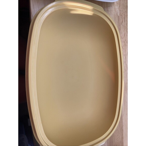 Vintage Tupperware Plastic Oval 4 Piece Microwave Steamer & divider Harvest Gold - Picture 4 of 6